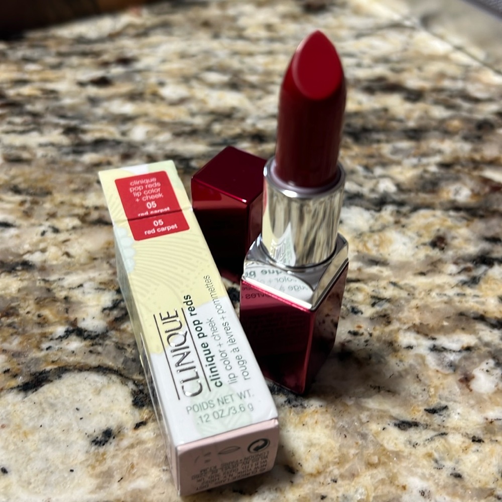 ♣️🌙Clinique Red Carpet Lip Color + Cheek